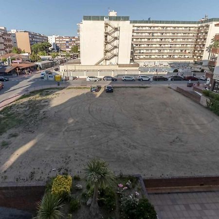 Apartamento Las Antillas con piscina en playa Els Fenals Lloret de Mar Exterior foto