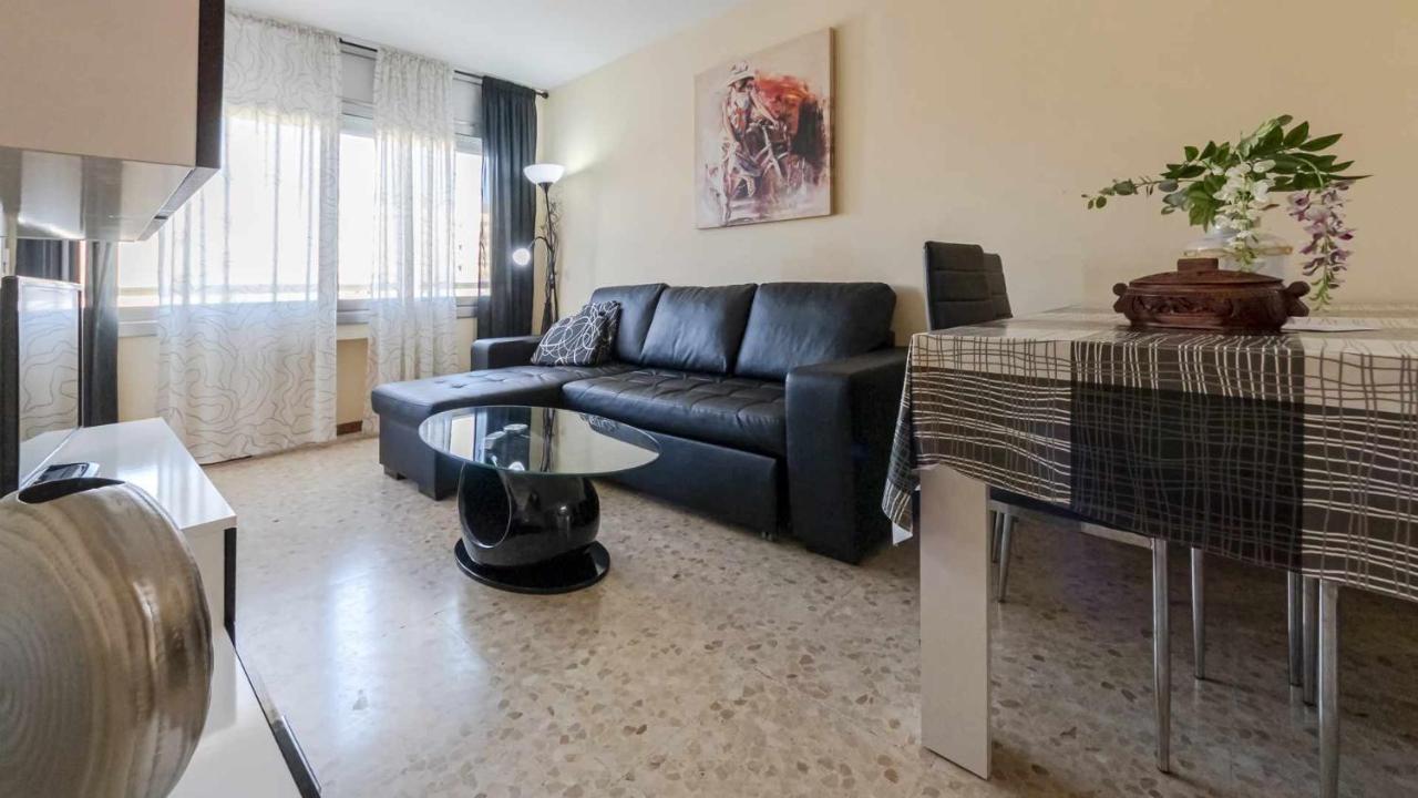 Apartamento Las Antillas con piscina en playa Els Fenals Lloret de Mar Exterior foto